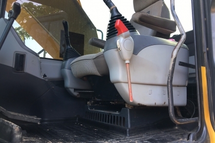 ขาย!! &gt;&gt;&gt; Komatsu Pc200 รุ่น 7 พร้อมใช้งาน &lt;&lt;&lt; เบอร์ติดต่อ 098-7155789