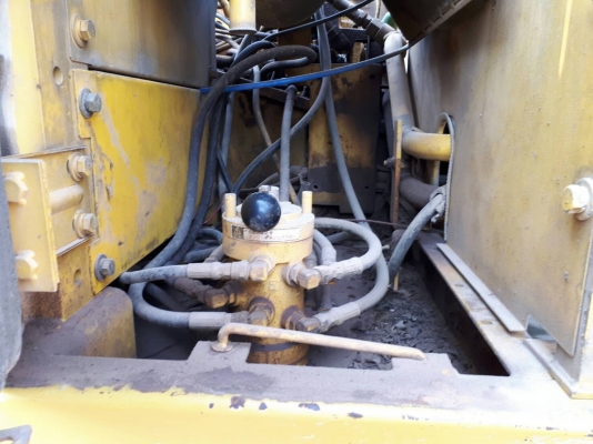 ขายด่วน KOBELCO MART III SK200 สภาพพร้อมใช้งาน เครื่องปั้มดีเยี่ยม โซ่ช่วงล่างพร้อมใช้งาน เอวแน่น ทำงานไม่โหลด เฟรมสวย เอกสารใบแินวอยซ์