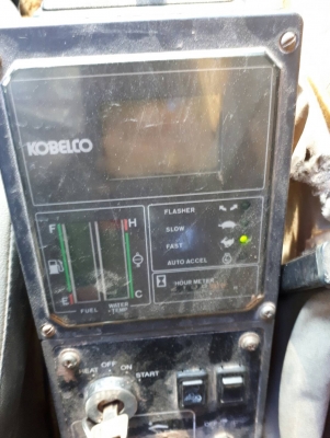 ขายด่วน KOBELCO MART III SK200 สภาพพร้อมใช้งาน เครื่องปั้มดีเยี่ยม โซ่ช่วงล่างพร้อมใช้งาน เอวแน่น ทำงานไม่โหลด เฟรมสวย เอกสารใบแินวอยซ์