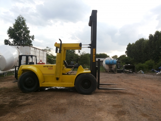 ขายรถโฟล์คลิฟ HYSTER   ขนาดยก 15 ตัน เครืองดีเซล (สภาพพร้อมใช้งาน)เสาสูง 5.40 เมตร งา170 Cm*133 Cm