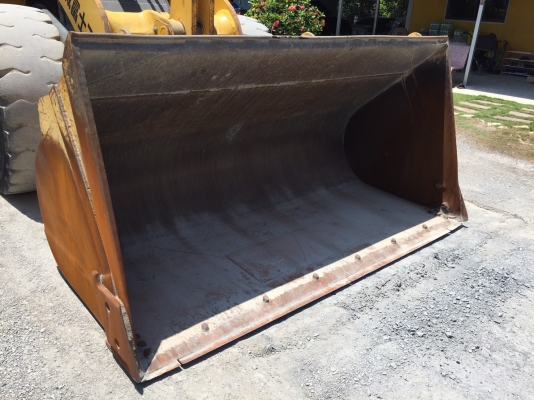 KOMATSU WA320-6 นำเข้าจากญี่ปุ่น สภาพสวยมาก เหมือนรถใหม่ ประหยัดน้ำมันสุดๆ