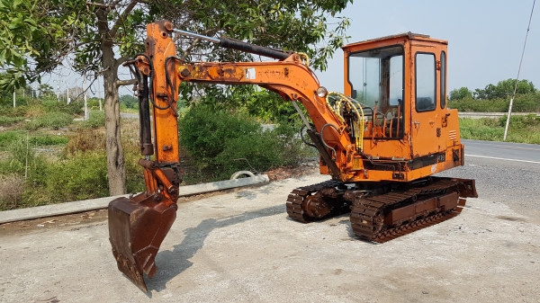 ขายด่วนรถแบคโฮKUBOTAคูโบต้าKH30มีเก๋งเทียบเท่าPC30เครื่องคูโบต้า3สูบดีปั่มแรงรถนอกเพิ่งนำเข้ามาใหม่ยังไม่เคยใช้งานในเมืองไทยเลย