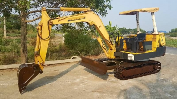 ขายด่วนรถแบคโฮKUBOTAคูโบต้าKH30มีเก๋งเทียบเท่าPC30เครื่องคูโบต้า3สูบดีปั่มแรงรถนอกเพิ่งนำเข้ามาใหม่ยังไม่เคยใช้งานในเมืองไทยเลย