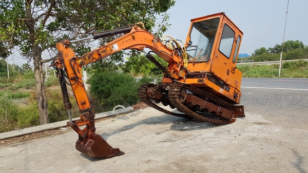 ขายด่วนรถแบคโฮKUBOTAคูโบต้าKH30มีเก๋งเทียบเท่าPC30เครื่องคูโบต้า3สูบดีปั่มแรงรถนอกเพิ่งนำเข้ามาใหม่ยังไม่เคยใช้งานในเมืองไทยเลย