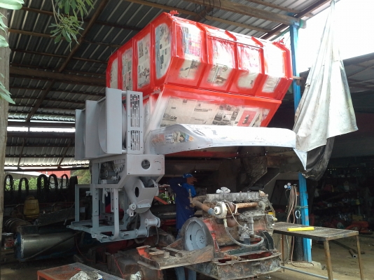 ท่านที่รอ เรายังจะมีรถที่จะนำเข้ามาเก็บงานอีก 3 คันครับ พร้อมช่วงไหนก็รับได้ครับ ศักดิ์พัฒนา 10  ht  hino ho7d +TORBO ~225  แรง ปั้มไดกิ้น แขนปล่อยมอร์เตอร์