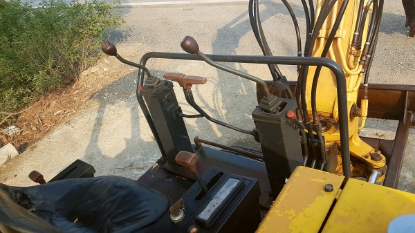 ขายด่วนรถแบคโฮYANMABยันม่าB35เทียบเท่าPC35รถนอกสถาพดีพร้อมใช้เพิ่งนำเข้ามายังไม่เคยใช้งานในเมืองไทยเลย ขายด่วนรถแบคโฮYANMABยันม่าB35เทียบเท่าPC35รถนอกสถาพดีพร้อมใช้เพิ่งนำเข้ามายังไม่เคยใช้งานในเมืองไทยเลย