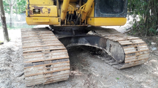 Komatsu PC200 รุ่น7