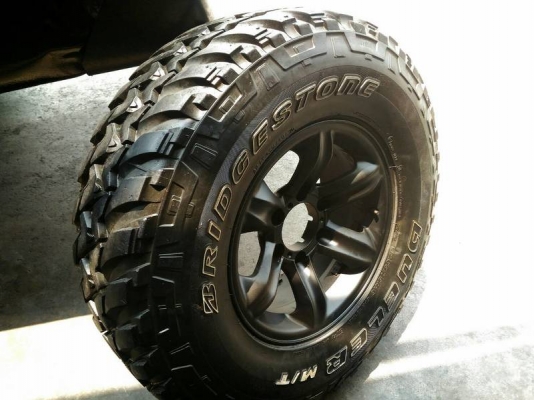 ขายยาง 265 x 75 x 16 MT พร้อมล้อเล็บเหยี่ยวแท้ ISUZU 4WD