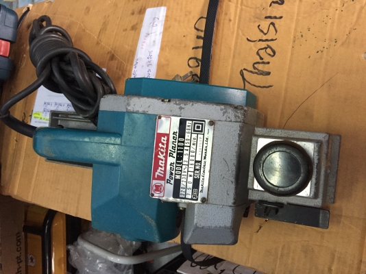 ขาย กบไฟฟ้า 3&quot; MAKITA 1100 มือสองสภาพดีครับ