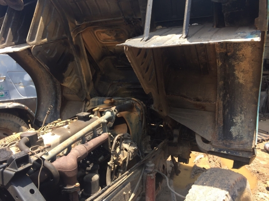 6ล้อท้ายลาด150แรง KR320 เตรื่องEH100 รถเดิมๆภาษีไม่ขาด เล่มพร้อม