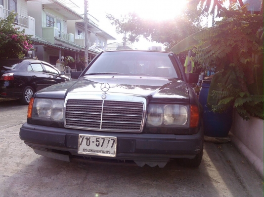 BENZ 230e หรู