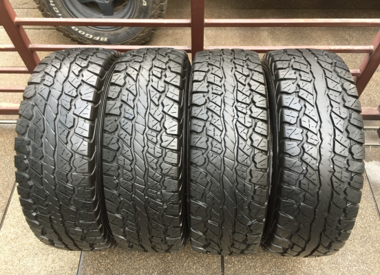 ยาง All Dunlop 31 10.5 R15 ปลายปี15 ดอกเต็ม ไม่มีปะ เนื้อนิ่มๆ ใช้ยาว ราคาไม่แพง