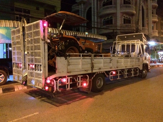 คูโบต้า L3608DT 4 WD 2 เพลา เกรด AAA ..ใบมีดดันหน้า่ ผานหลังใหม่  ทำงาน 289 ชั่วโมง สีเดิมๆโรงงาน 100\%