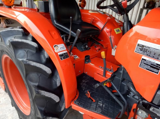 คูโบต้า L3608DT 4 WD 2 เพลา เกรด AAA ..ใบมีดดันหน้า่ ผานหลังใหม่  ทำงาน 289 ชั่วโมง สีเดิมๆโรงงาน 100\%