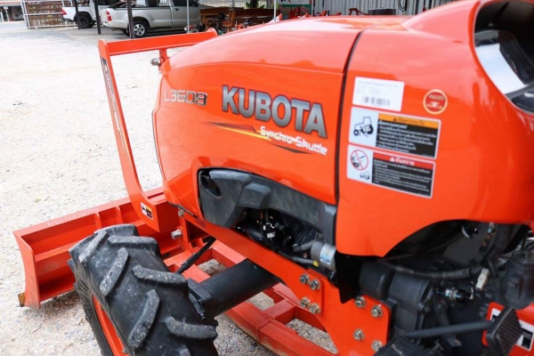 คูโบต้า L3608DT 4 WD 2 เพลา เกรด AAA ..ใบมีดดันหน้า่ ผานหลังใหม่  ทำงาน 289 ชั่วโมง สีเดิมๆโรงงาน 100\%