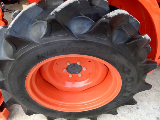 คูโบต้า L3608DT 4 WD 2 เพลา เกรด AAA ..ใบมีดดันหน้า่ ผานหลังใหม่  ทำงาน 289 ชั่วโมง สีเดิมๆโรงงาน 100\%