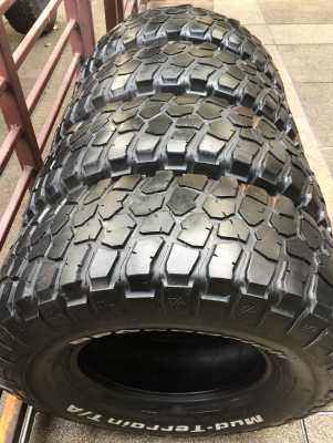 ยาง Mud BF Goodrich 285 75 16 ปี12 พร้อมใช้งาน ราคาไม่แพง