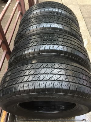 ยาง Michelin 265 65 17 กลางปี13 ดอกเต็ม ไม่มีปะ ราคาไม่แพง ยาง Michelin 265 65 17 กลางปี13 ดอกเต็ม ไม่มีปะ ราคาไม่แพง