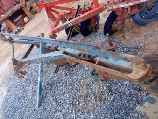 ผาลสามใบ26ใส่รถไถฟอร์ด14500