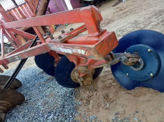 ผาลสามใบ24ตราช้างพร้อมลุยงานใบใหม่