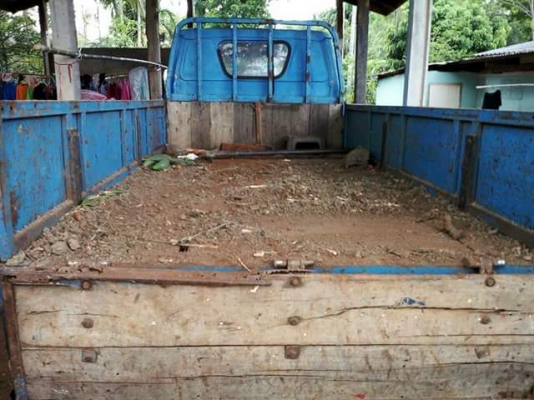 รถอีซูซุสี่ล้อกลางเอ้ว74แรงพร้อมใช้งาน