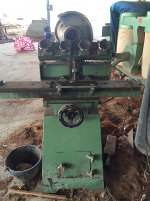 ขายด่วน เครืองทำงานไม้ 10ชุด  ทำงานวงกบ ปะตู ใส  กลึง  ขายเลิกกิจการ330000