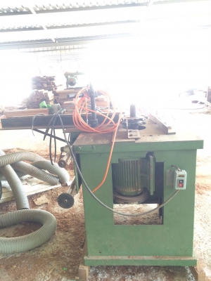 ขายด่วน เครืองทำงานไม้ 10ชุด  ทำงานวงกบ ปะตู ใส  กลึง  ขายเลิกกิจการ330000