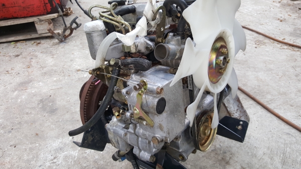 2 สูบ 12 แรง  พร้อมหม้อน้ำ  ราคา  15800 บาท รหัสสินค้า D3 - 9