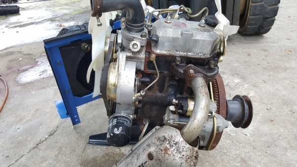 2 สูบ 12 แรง  พร้อมหม้อน้ำ  ราคา  15800 บาท รหัสสินค้า D3 - 9