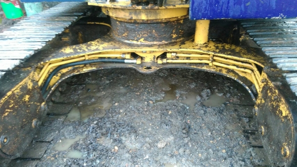 ขายด่วน KOMATSU PC60-3 สภาพพร้อมใช้งาน เครื่องปั่มดี โซ่ช่วงสวย เองแน่น รถพร้อมทำงาน บอดี้สวย เอกสารสัญญาซื้อขาย