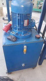 ขายเครื่องอัดไฮโดรลิค 20 ตันราคา 15,000 บาท