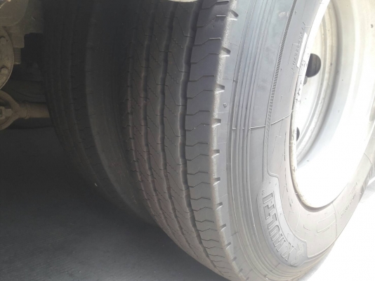 ขายด่วนรถ10 ล้อหลงตู้เปียก เครื่อง270 แรง ปี 54 ยาว 7.8 ม.รถสวยพร้อมใช้งาน ขายด่วนรถ10 ล้อหลงตู้เปียก เครื่อง270 แรง ปี 54 ยาว 7.8 ม.รถสวยพร้อมใช้งาน