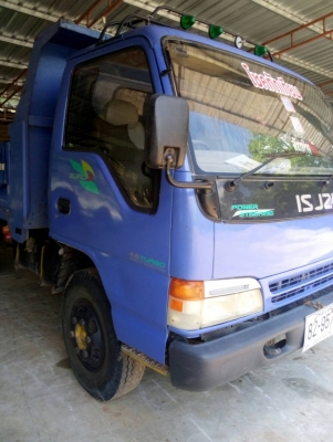 ขายดาวน์ 170000 บาทสอบถามรายละเอียดได้ครับ รถห้างแท้