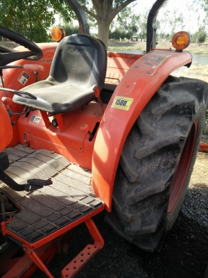 ขายด่วนแทรกเตอร์ตามสภาพ Kubota L4708SP สภาพใช้งานได้ปกติ เครื่อง เกียร์ดี ไม่มีปัญหา