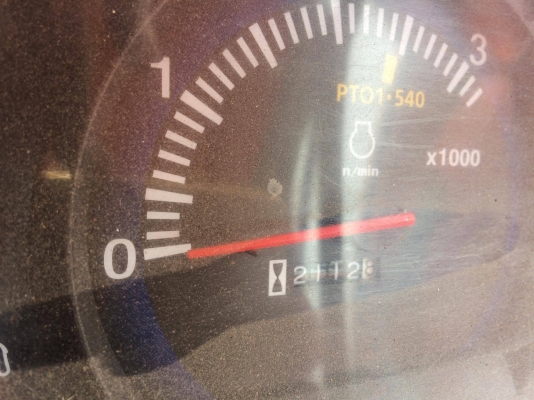 รถไถมือ 2 L3608 พร้อมใบดันราคาเบาๆ รถไถมือ 2 L3608 พร้อมใบดันราคาเบาๆ