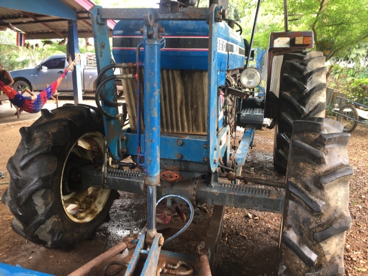 ขายรถไถฟอร์ด 5610 พร้อมอุปกรณ์ เครื่องแน่น ไฮดรอลิคขึ้น-ลงเร็ว สภาพสมบูรณ์ดีทุกระบบ เอกสารเล่มทะเบียนพร้อมชุดโอน