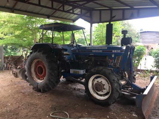 ขายรถไถฟอร์ด 5610 พร้อมอุปกรณ์ เครื่องแน่น ไฮดรอลิคขึ้น-ลงเร็ว สภาพสมบูรณ์ดีทุกระบบ เอกสารเล่มทะเบียนพร้อมชุดโอน