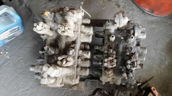 ขาย คอนโทรล PC100,120 รุ่น3,รุ่น5 20,000