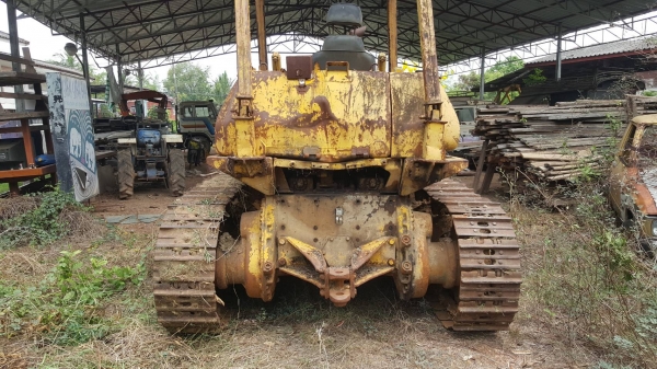 ขาย แทรคเตอร์ KOMATSU D50A-16 สภาพพร้อมใช้งาน เครื่องดี ช่วงล่างแน่น เอกสารใบซื้อขาย