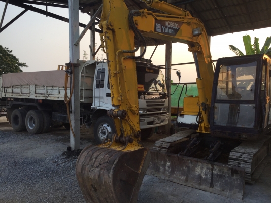 ขาย kobelco 60-3 เก่านอก ใบอินวอย เครื่องเดิม ปั้มเดิม มีใบมีดดัน มีลายหัวกระแทก สภาพพร้อมใช้งาน สนใจติดต่อได้ที่ 0802719535 คุณเบียร์