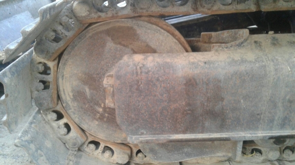 ขาย kobelco 60-3 เก่านอก ใบอินวอย เครื่องเดิม ปั้มเดิม มีใบมีดดัน มีลายหัวกระแทก สภาพพร้อมใช้งาน สนใจติดต่อได้ที่ 0802719535 คุณเบียร์