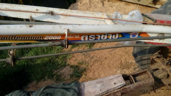 โครงบิ็กจิ๊ว มี แถบล้อเหล็ก 2 ข้าง ราคา 5000  บาท  สอบถาม วันทูคอล 0986683479 dtac 0942839369 สิทธิ์ คับ