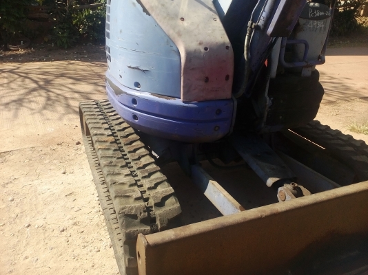 ขายkomatsu. Pc38uu-2  เครื่องดำคอลโทลน้ำมันเก่าญี่ปุ่น