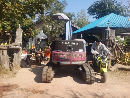 ขายkomatsu. Pc38uu-2  เครื่องดำคอลโทลน้ำมันเก่าญี่ปุ่น