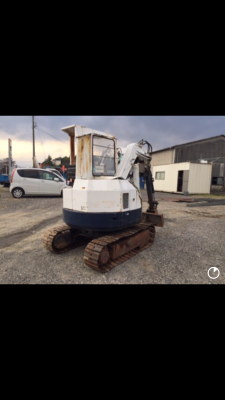 รถแมคโคเก่าญี่ปู๋น  KOMATSU PC28uu เก่านอกสวยพร้อมใช้