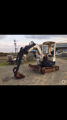 รถแมคโคเก่าญี่ปู๋น  KOMATSU PC28uu เก่านอกสวยพร้อมใช้