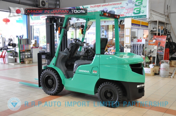 ขายรถโฟล์คลิฟท์มือสอง MITSUBISHI FD35-80273 นำเข้าจากประเทศญี่ปุ่น 100\% ไม่เคยใช้งานในไทย