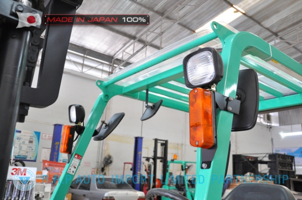 ขายรถโฟล์คลิฟท์มือสอง MITSUBISHI FD35-80273 นำเข้าจากประเทศญี่ปุ่น 100\% ไม่เคยใช้งานในไทย