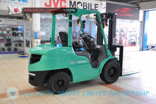 ขายรถโฟล์คลิฟท์มือสอง MITSUBISHI FD35-80273 นำเข้าจากประเทศญี่ปุ่น 100\% ไม่เคยใช้งานในไทย