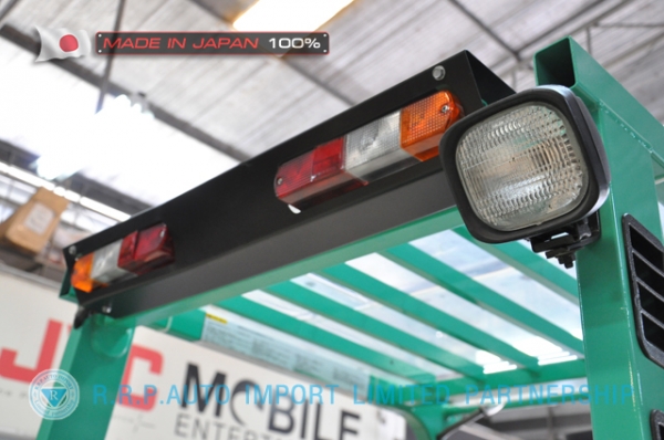 ขายรถโฟล์คลิฟท์มือสอง MITSUBISHI FD35-80273 นำเข้าจากประเทศญี่ปุ่น 100\% ไม่เคยใช้งานในไทย